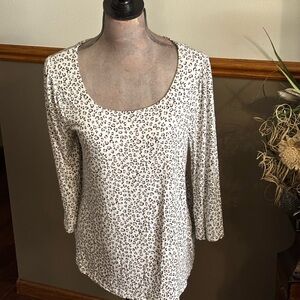 Elle White and Black Patterned Long Sleeve Top